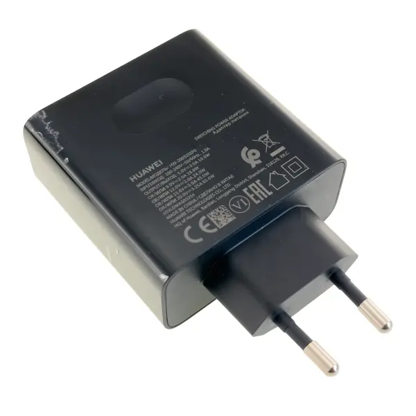 Huawei power adapter Hw-200325EPO 65w Black