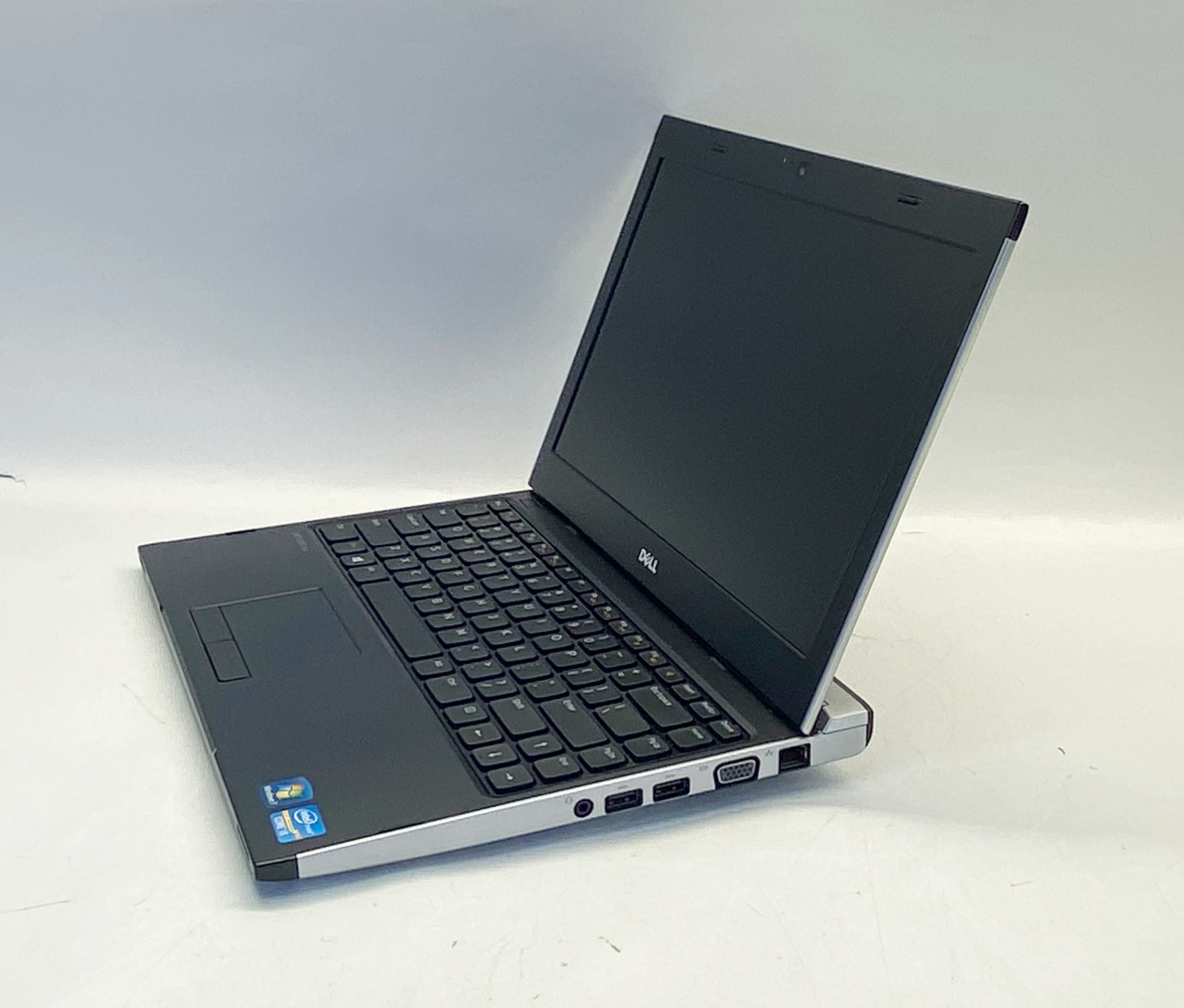 Dell Latitude 3330